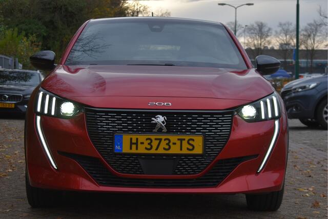 Peugeot 208 1.2 PureTech GT-Line 131 pk Pack Connect | Pano.dak | Camera | Stoelverwarming | Caplary | DAB | LM-Velgen | Full LED – foto 4