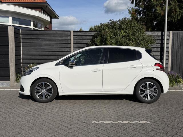 Peugeot 208 Allure 1.2 PureTech 82PK Trekhaak, Navigatie, Parkeersensoren Achter, Climate Control, Cruise Control – foto 4