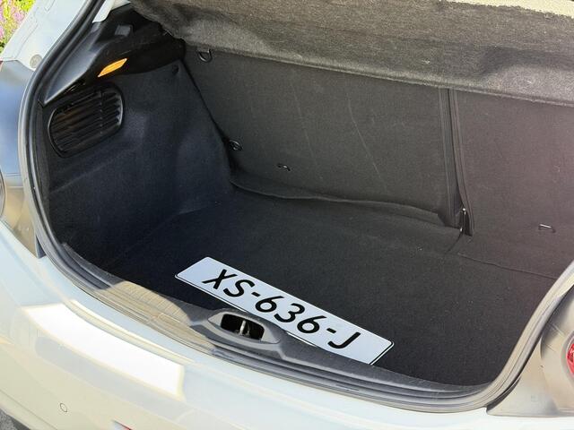 Peugeot 208 Allure 1.2 PureTech 82PK Trekhaak, Navigatie, Parkeersensoren Achter, Climate Control, Cruise Control – foto 10