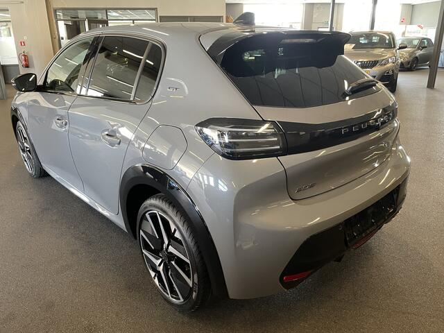 Peugeot 208 1.2 Hybrid 145 e-DCS6 GT ALCANTARAPAKKET - ACHTERUITRIJCAMERA - KEYLESS ENTRY – foto 3