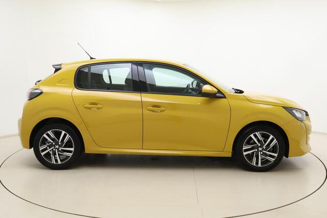 Peugeot 208 1.2 PureTech Allure 100pk | Climate Control | Camera | Apple Carplay - Android Auto | Stoelverwarming | Cruise Control | Parkeersensoren | DAB