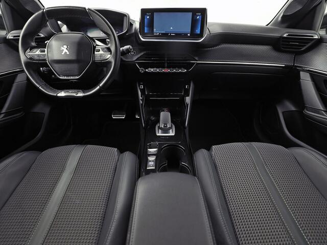Peugeot 208 1.2 PureTech GT-Line Automaat (VIRTUAL COCKPIT, APPLE CARPLAY, GROOT NAVI, LEDER, 360 CAMERA, SPORTSTOELEN, GETINT GLAS, LM VELGEN, LANE ASSIST, NIEUWSTAAT)
