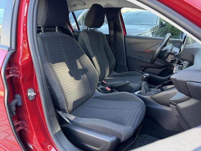 Peugeot 208 1.2 Active | Trekhaak | Touch Screen met Apple Carplay | Navigatie via Telefoon | Airconditioning | Cruise-Control | Parkeersensoren | Stuurwielbediening |