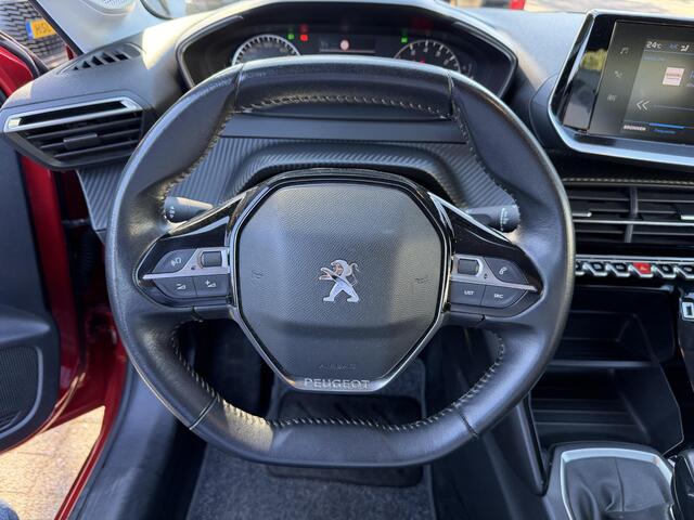 Peugeot 208 1.2 Active | Trekhaak | Touch Screen met Apple Carplay | Navigatie via Telefoon | Airconditioning | Cruise-Control | Parkeersensoren | Stuurwielbediening |