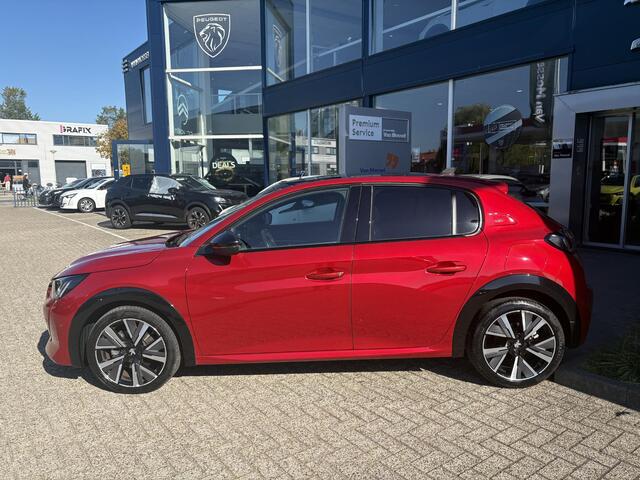 Peugeot 208 1.2 PureTech 100 GT | Panoramadak | Navigatie | Camera | Unieke tellerstand!