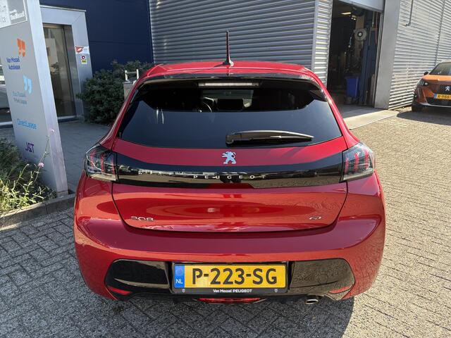 Peugeot 208 1.2 PureTech 100 GT | Panoramadak | Navigatie | Camera | Unieke tellerstand!