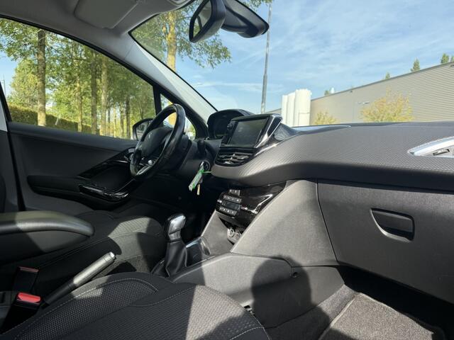 Peugeot 208 1.6 B.HDi Navi Clima BT Parksnsor Led Fase2