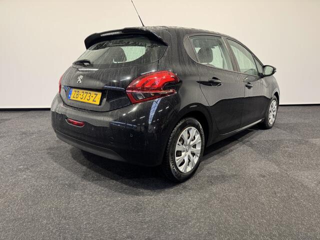 Peugeot 208 Signature 1.2 PureTech Cruise control Airco Navigatie – foto 3
