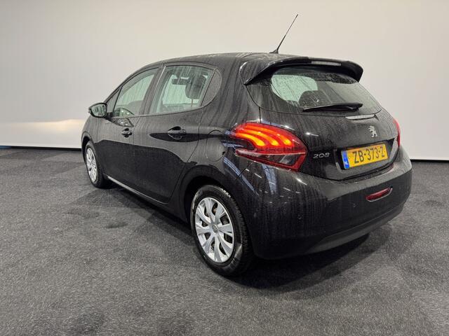 Peugeot 208 Signature 1.2 PureTech Cruise control Airco Navigatie – foto 5