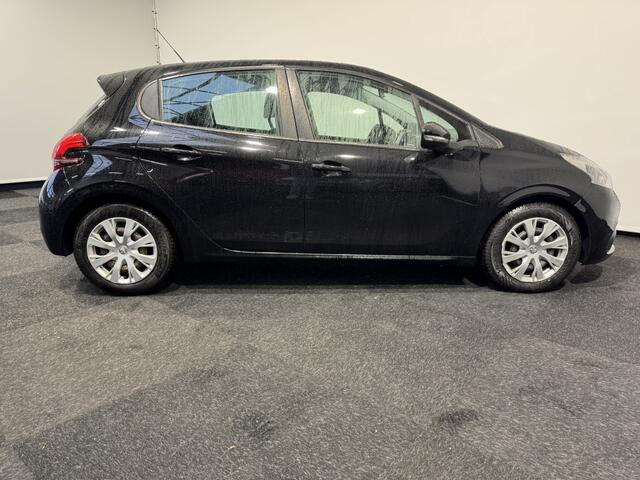 Peugeot 208 Signature 1.2 PureTech Cruise control Airco Navigatie – foto 9