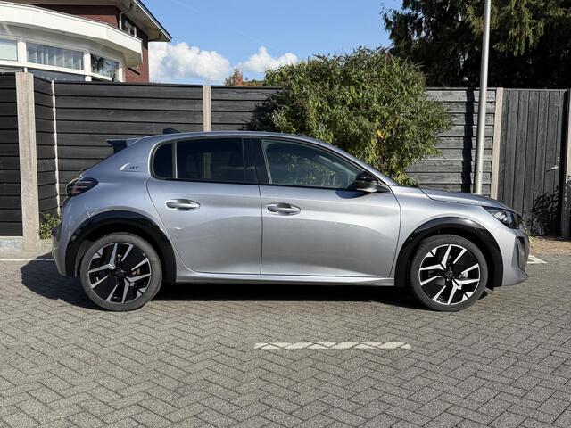 Peugeot 208 GT 1.2 Hybrid 145PK e-DCS6 Automaat Navigatie, Achteruitrijcamera, Keyless, Alcantara, Stoelverwarming, Apple Carplay, Android Auto – foto 8