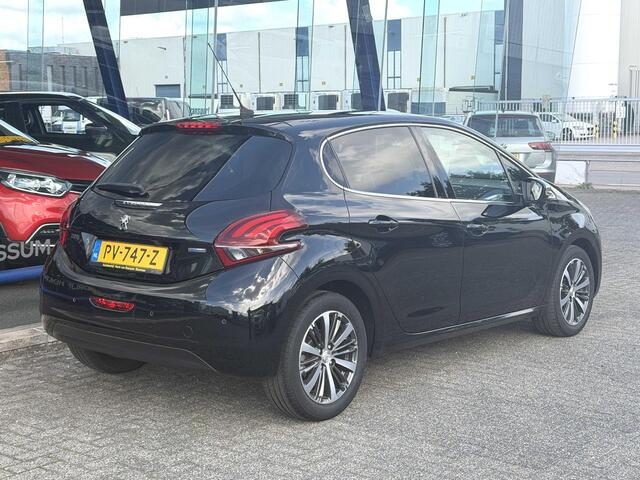 Peugeot 208 1.2 PureTech Allure Nieuwe distributieriem bij aflevering | Carplay | Navi | NAP. – foto 3