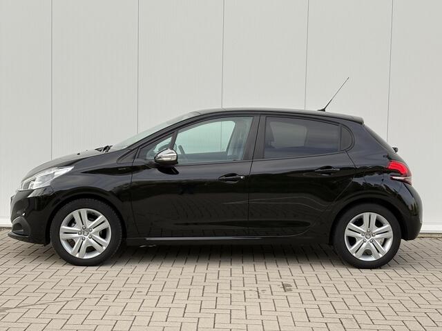 Peugeot 208 1.2 PureTech Signature | extreem lage km stand | stoelverwarming | carplay | Heel netjes! – foto 5