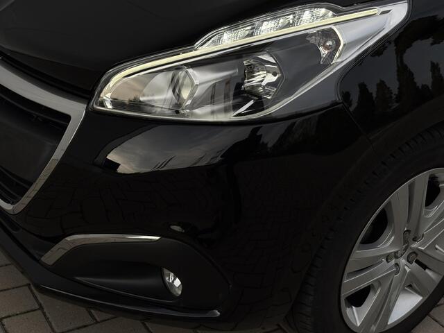 Peugeot 208 1.2 PureTech Signature | extreem lage km stand | stoelverwarming | carplay | Heel netjes! – foto 8