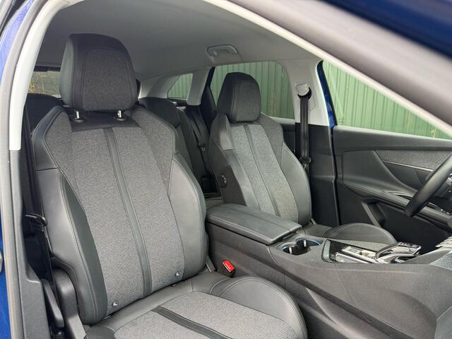 Peugeot 3008 1.6 HYbrid 225 Allure