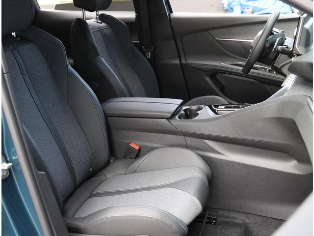 Peugeot 3008 1.6 HYbrid 225PK Allure Pack Business | Climate Control | Camera | Cruise Control | Trekhaak | Apple Carplay & Android Auto | Navigatie |