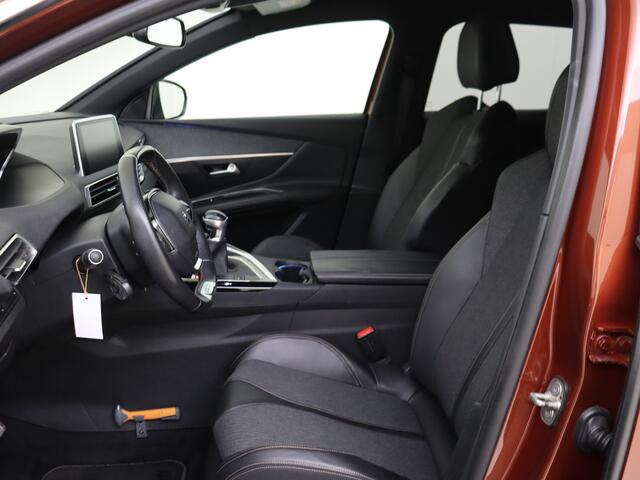Peugeot 3008 1.2 PureTech GT Line Trekhaak | Navigatie | Parkeercamera