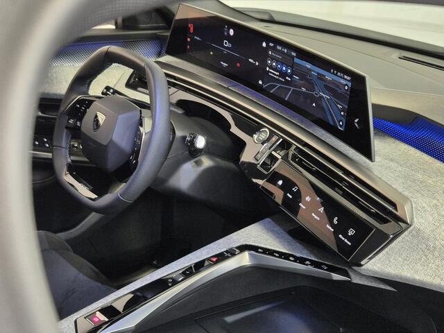 Peugeot 3008 1.2 Hybrid 136 GT Automaat | Navigatie | 360° camera | Kofferklep elektrisch | Stoel/Stuurverwarming | Apple Carplay/Android Auto Draadloos |