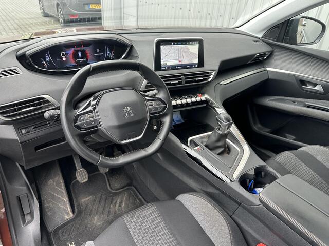 Peugeot 3008 1.2 PureTech Blue Lease Executive*ECC*HAAK*NAVI*