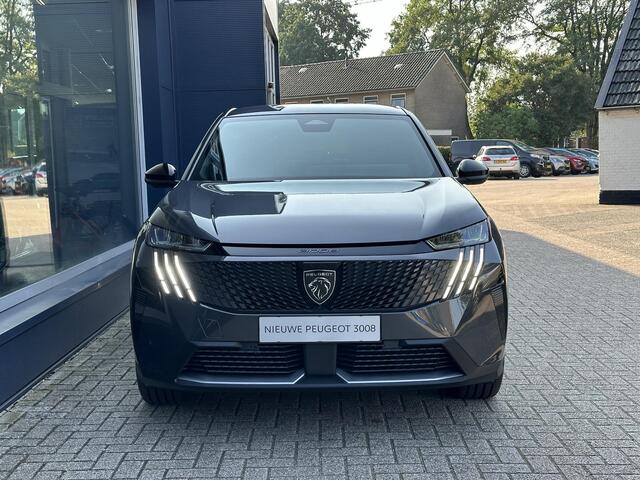 Peugeot 3008 1.2 Hybrid 145 PK Allure | Bouwjaar 2025 | Automaat | Panorama Navigatie | Keyless Entry | Parkeer Camera | Cruise Control | AGR Stoel | Stoelverwarming | Climate Control | LED Verlichting | 19 Inch Lichtmetalen Velgen |