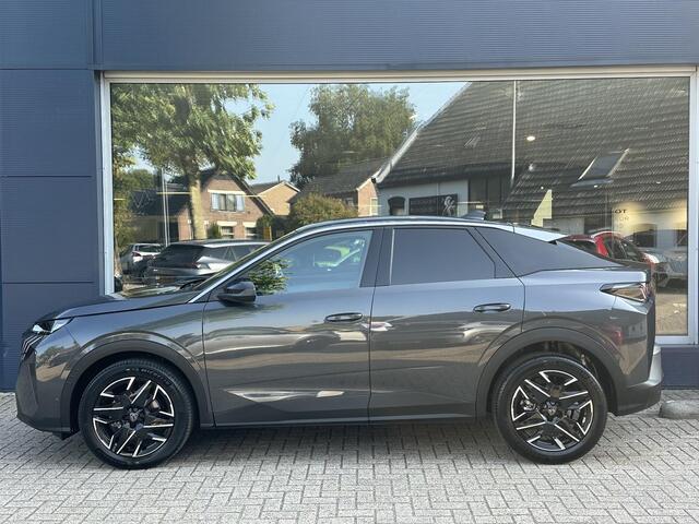 Peugeot 3008 1.2 Hybrid 145 PK Allure | Bouwjaar 2025 | Automaat | Panorama Navigatie | Keyless Entry | Parkeer Camera | Cruise Control | AGR Stoel | Stoelverwarming | Climate Control | LED Verlichting | 19 Inch Lichtmetalen Velgen |