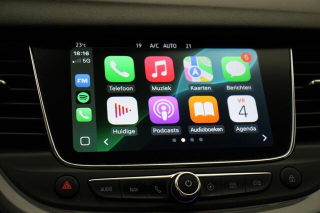 Peugeot 3008 1.6 Turbo Hybrid4 Business Executive - Carplay, Half Leer