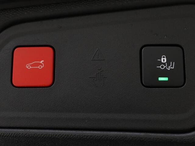Peugeot 3008 1.5 BlueHDi Allure Pack Business | Trekhaak | LED | Camera | Apple Carplay | Navigatie | Dodehoek Detectie | Cruise Control | LMV