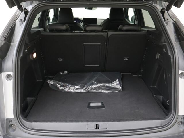 Peugeot 3008 1.2 PureTech GT Black Pack 131PK Automaat: Chique & Comfortabel