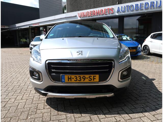 Peugeot 3008 1.6 - 16v. 165 Pk * Automaat * 100% Benzine * Luxe Allure * Navigatie * Panoramadak * 1/2 Leder Interieur * Trekhaak * Head Up Display * Climate & Cruise Control * Vingerhoets: Vierde Generatie Eersteklas Service !