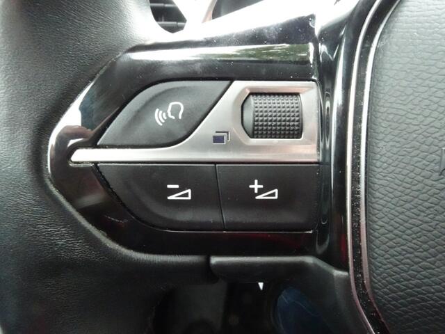 Peugeot 3008 1.2 PureTech Allure Autom