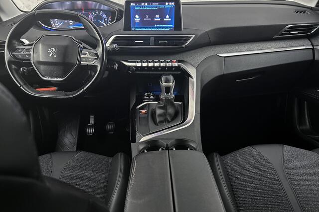 Peugeot 3008 1.2 PureTech AGC Allure | Apple carplay | Half leder | Climate control | Parkeersensoren