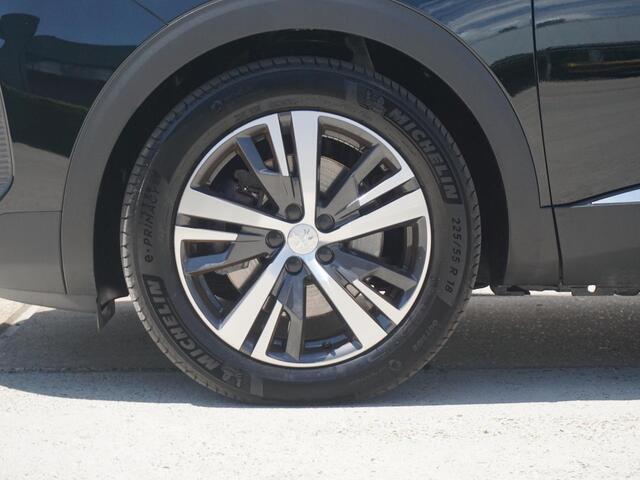 Peugeot 3008 1.6 HYbrid 180 Allure Pack Business