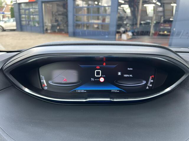 Peugeot 3008 1.5 BlueHDi Allure 130PK | Trekhaak 1500 KG | Panorama Schuif-/Kanteldak | Navigatie | Camera | Cruise Control | Hoge Zitpositie | Climate Control | Keyless Entry |