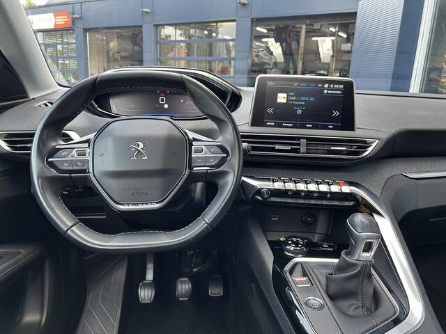 Peugeot 3008 1.5 BlueHDi Allure 130PK | Trekhaak 1500 KG | Panorama Schuif-/Kanteldak | Navigatie | Camera | Cruise Control | Hoge Zitpositie | Climate Control | Keyless Entry |