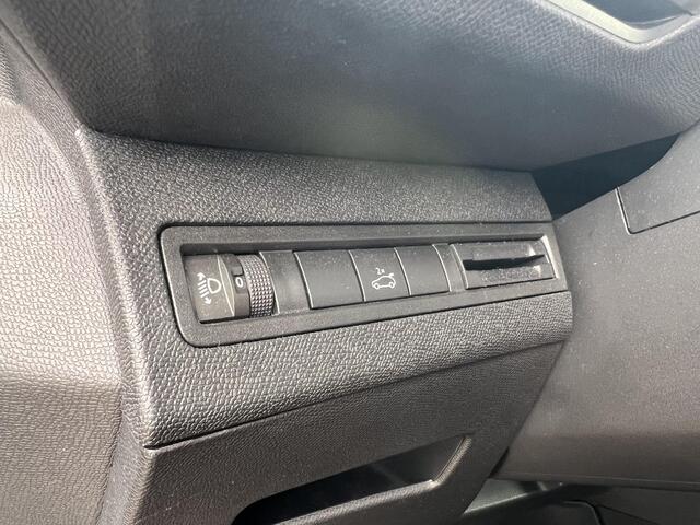 Peugeot 3008 1.6 PureTech Blue Lease Premium 180pk/Navi/Camera/18"Velgen/Elektrische Klep/GEEN AFLEVERKOSTEN