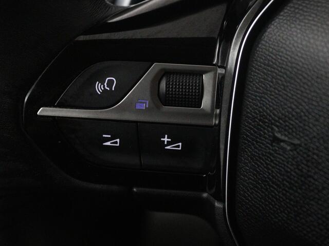 Peugeot 3008 1.2 PureTech Allure | Lederen Bekleding | 18 Inch Velgen | Cruise Control | Parkeerhulp | USB aansluiting | NL Auto | NAP |