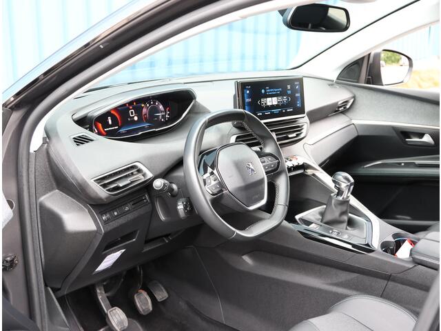 Peugeot 3008 130PK Allure | AppleCarplay&AndroidAuto | Cruise Control | Camera | Electrische klep | Dodehoekdetectie | Navigatie | FULL LED | Keyless | Privacy Glass |