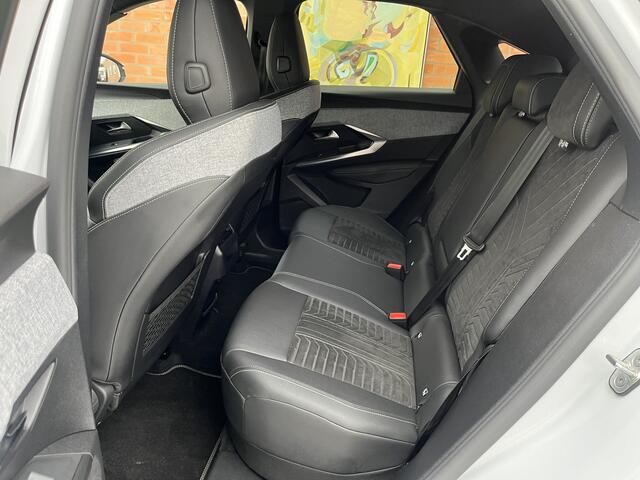 Peugeot 3008 Hybrid 136 GT | Carplay/Android Auto | Camera rondom |