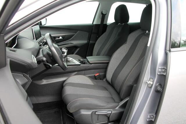 Peugeot 3008 1.2 PureTech Blue Lease Executive - 131 pk **Navi