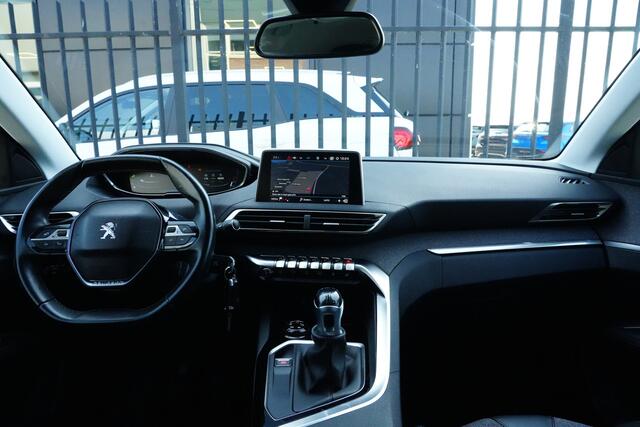 Peugeot 3008 1.2 PureTech AGC Allure 130pk AppleCarplay/Stoelverwarming/360Camera