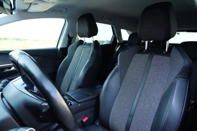 Peugeot 3008 1.2 PureTech AGC Allure 130pk AppleCarplay/Stoelverwarming/360Camera