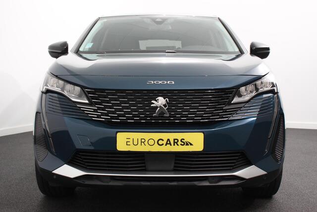 Peugeot 3008 1.2 PureTech 130pk Automaat Allure Peugeot 3008 1.2 PureTech 130pk EAT8 / AUTOMAAT Allure | Navigatie | Climate Control | Lichtmetalen velgen | Parkeer sensoren