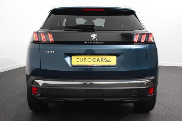 Peugeot 3008 1.2 PureTech 130pk Automaat Allure Peugeot 3008 1.2 PureTech 130pk EAT8 / AUTOMAAT Allure | Navigatie | Climate Control | Lichtmetalen velgen | Parkeer sensoren
