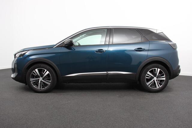Peugeot 3008 1.2 PureTech 130pk Automaat Allure Peugeot 3008 1.2 PureTech 130pk EAT8 / AUTOMAAT Allure | Navigatie | Climate Control | Lichtmetalen velgen | Parkeer sensoren