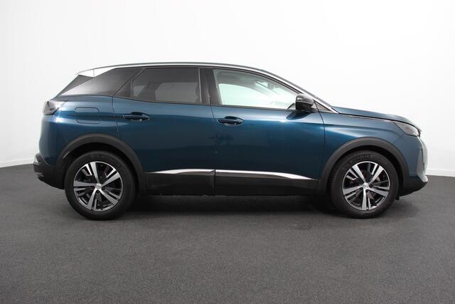 Peugeot 3008 1.2 PureTech 130pk Automaat Allure Peugeot 3008 1.2 PureTech 130pk EAT8 / AUTOMAAT Allure | Navigatie | Climate Control | Lichtmetalen velgen | Parkeer sensoren