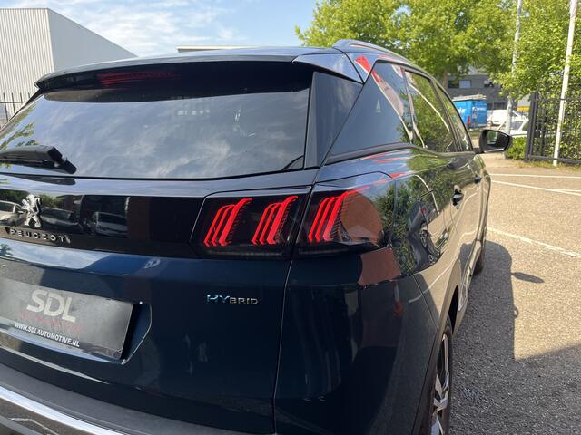Peugeot 3008 1.6 HYbrid 225 Road Trip // FULL LED // ADAPT. CRUISE // DODEHOEK // 360 CAMERA // HALF LEDER // NAVI+CARPLAY //