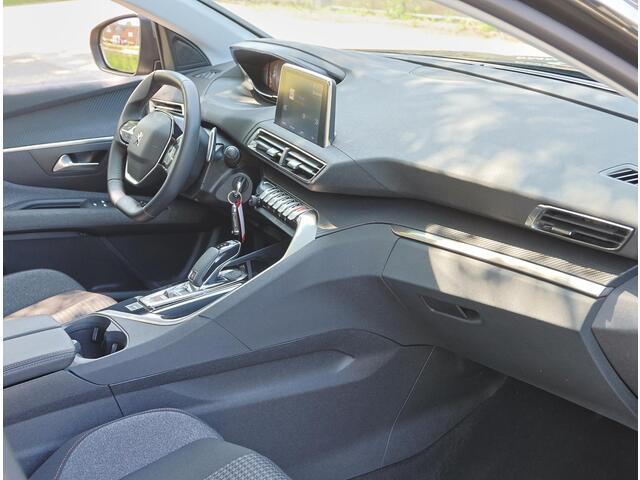 Peugeot 3008 1.2 130PK Blue Lease Executive | AUTOMAAT | 1ste eigenaar! | Climate Control | Camera | Cruise Control | AppleCarplay & AndroidAuto | Navigatie |