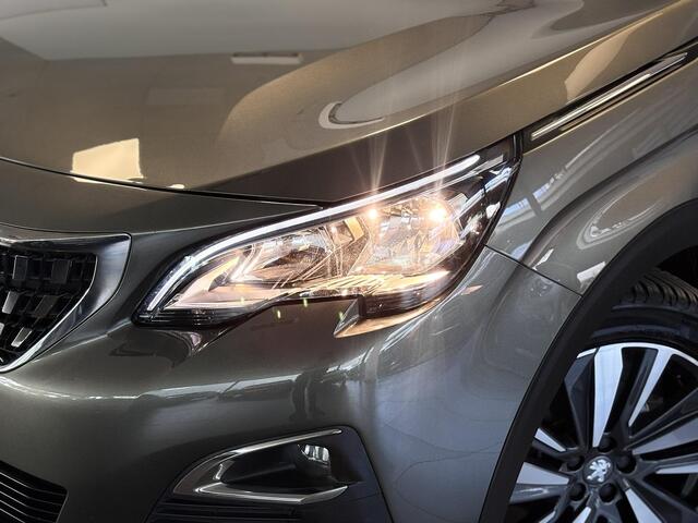 Peugeot 3008 Blue Lease Premium 1.2 Turbo 130pk | NAVI | CAMERA | HANDSFREE A.KLEP | ALLSEASON BANDEN | APPLE CARPLAY / ANDROID AUTO