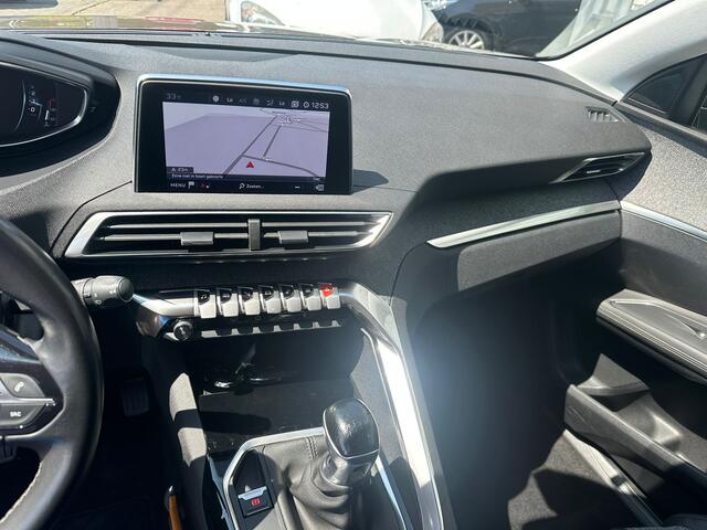 Peugeot 3008 1.2 PureTech Blue Lease Premium GT-line