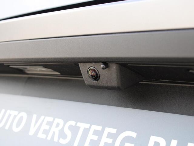 Peugeot 3008 Allure 1.2 Hybrid 145PK e-DCS6 Automaat Navigatie, Achteruitrijcamera, Keyless Entry & Start Stoelverwarming, Apple Carplay, Android Auto